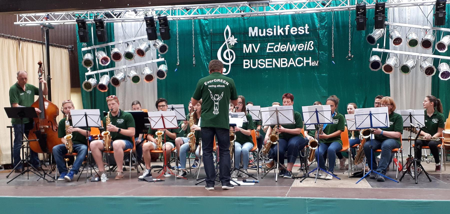 mve_everGREEN-swing-attackBig-Band_2018_002